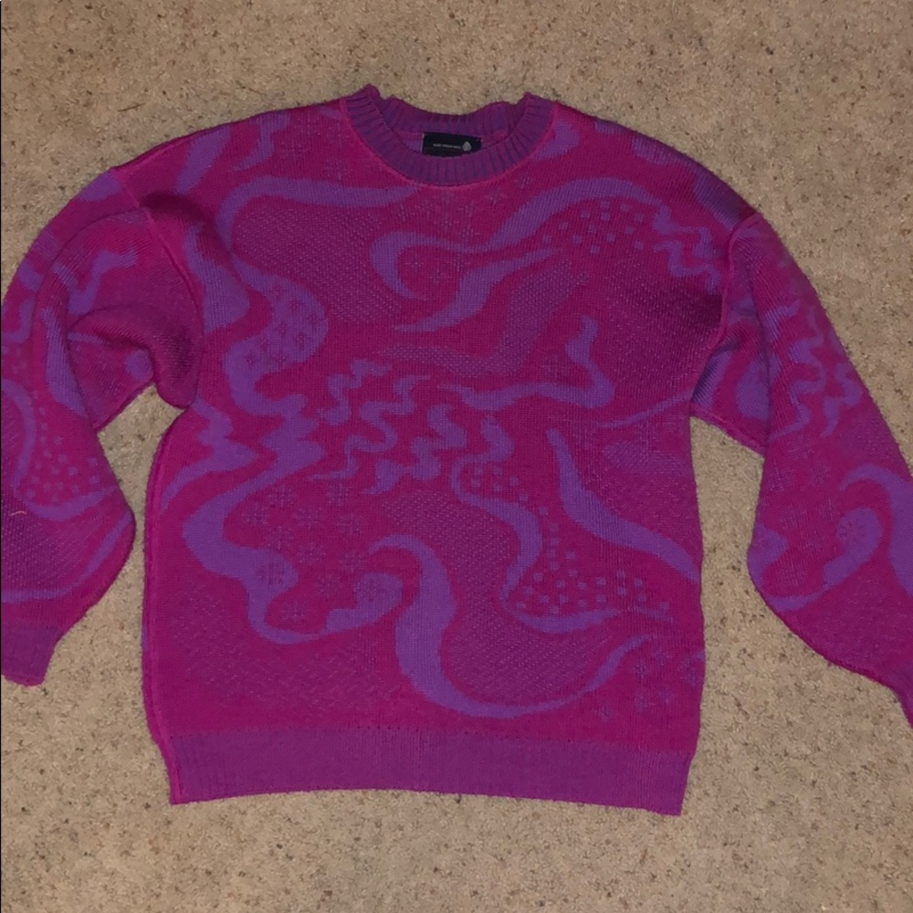 Breast cancer sweater.